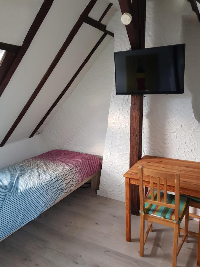 Messezimmer Am Thewissenweg Düsseldorf Quarto foto