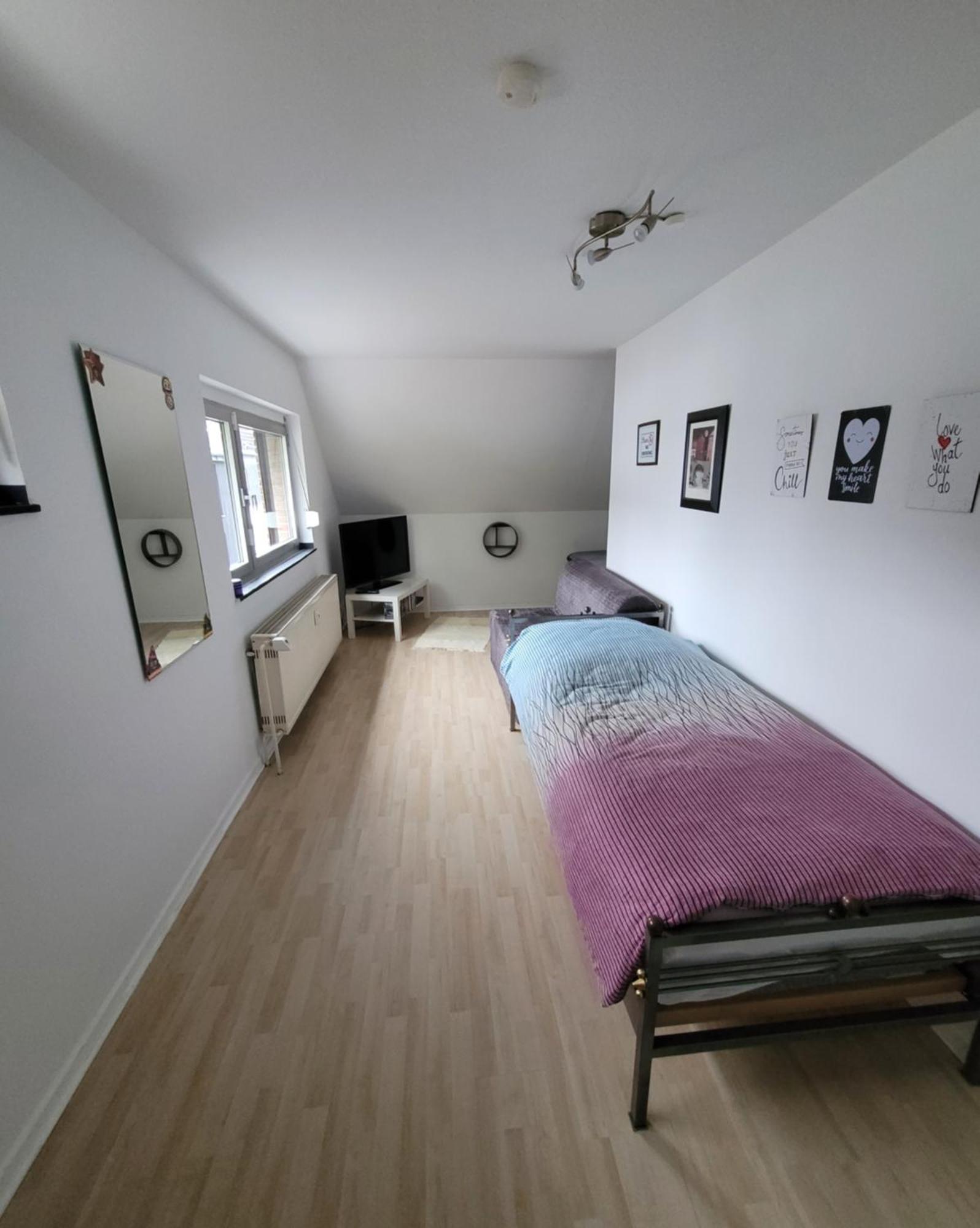 Messezimmer Am Thewissenweg Düsseldorf Quarto foto