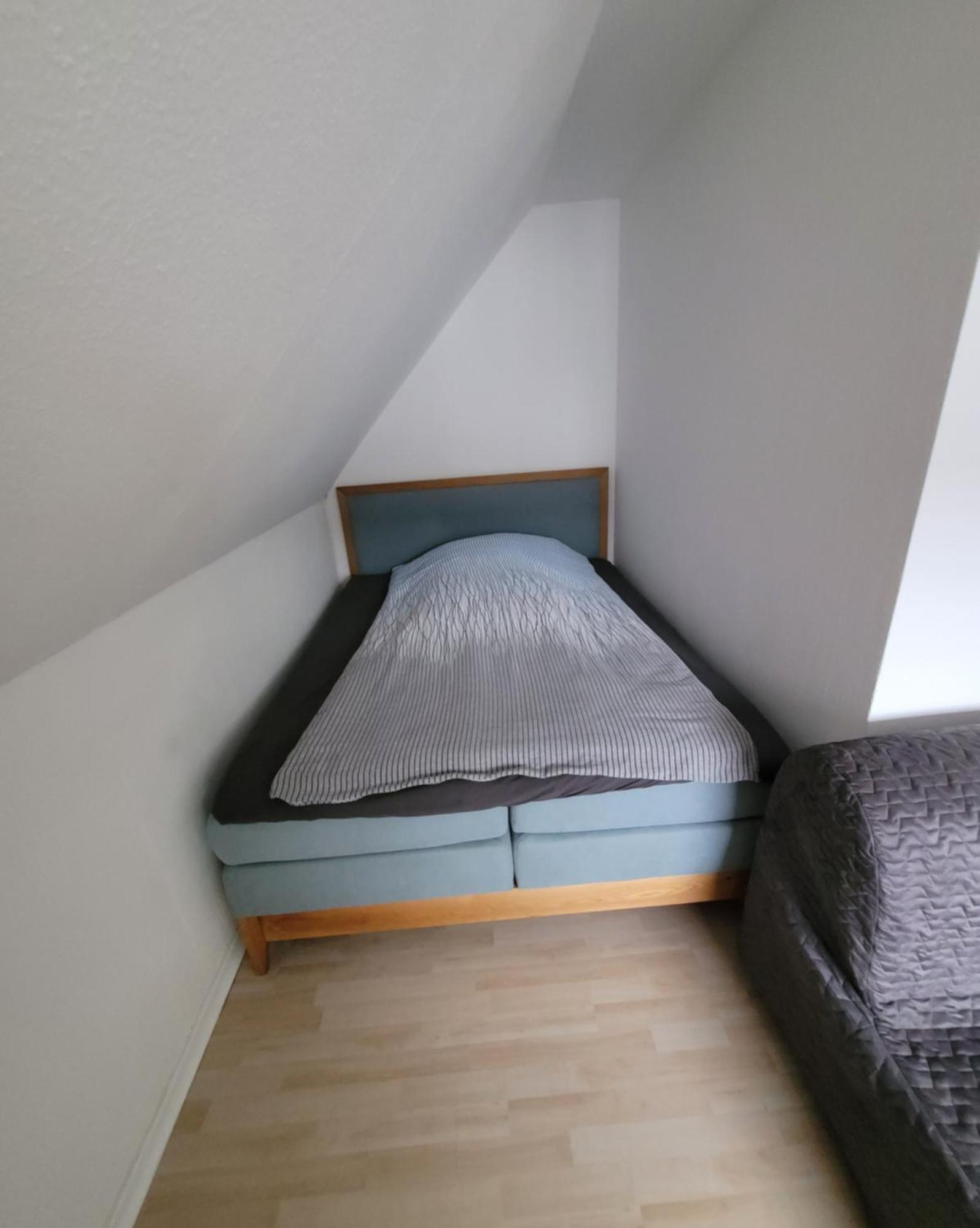 Messezimmer Am Thewissenweg Düsseldorf Quarto foto